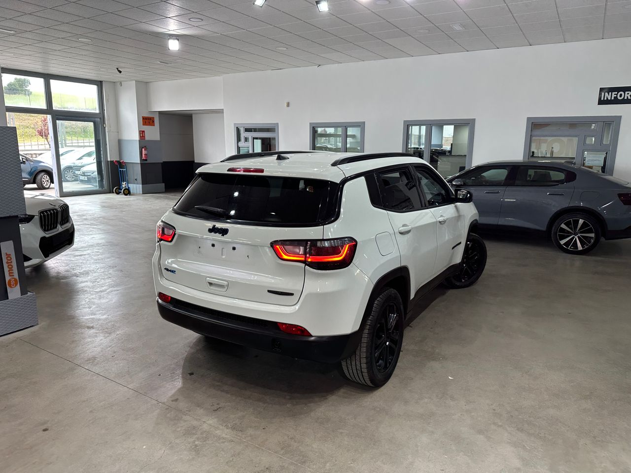 Jeep Compass 1.3PHEV 190CV 4XE LIMITED - Foto 7