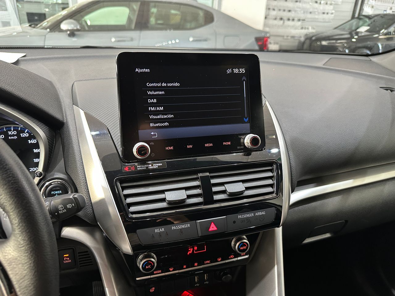 Mitsubishi Eclipse Cross 2.4PHEV 188CV KAITEKI 4WD - Foto 14