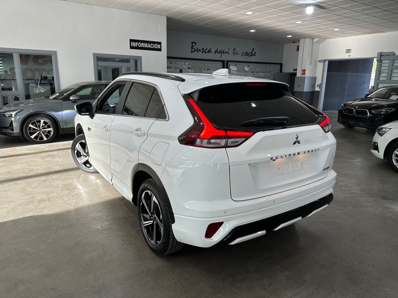 Mitsubishi Eclipse Cross 2.4PHEV 188CV KAITEKI 4WD - Foto 6