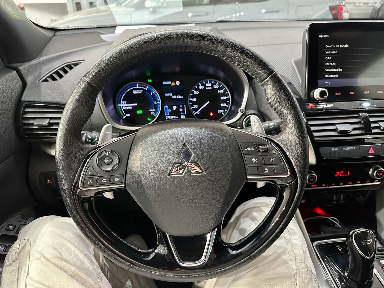 Mitsubishi Eclipse Cross 2.4PHEV 188CV KAITEKI 4WD - Foto 13