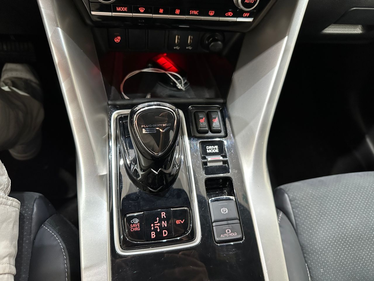 Mitsubishi Eclipse Cross 2.4PHEV 188CV KAITEKI 4WD - Foto 16