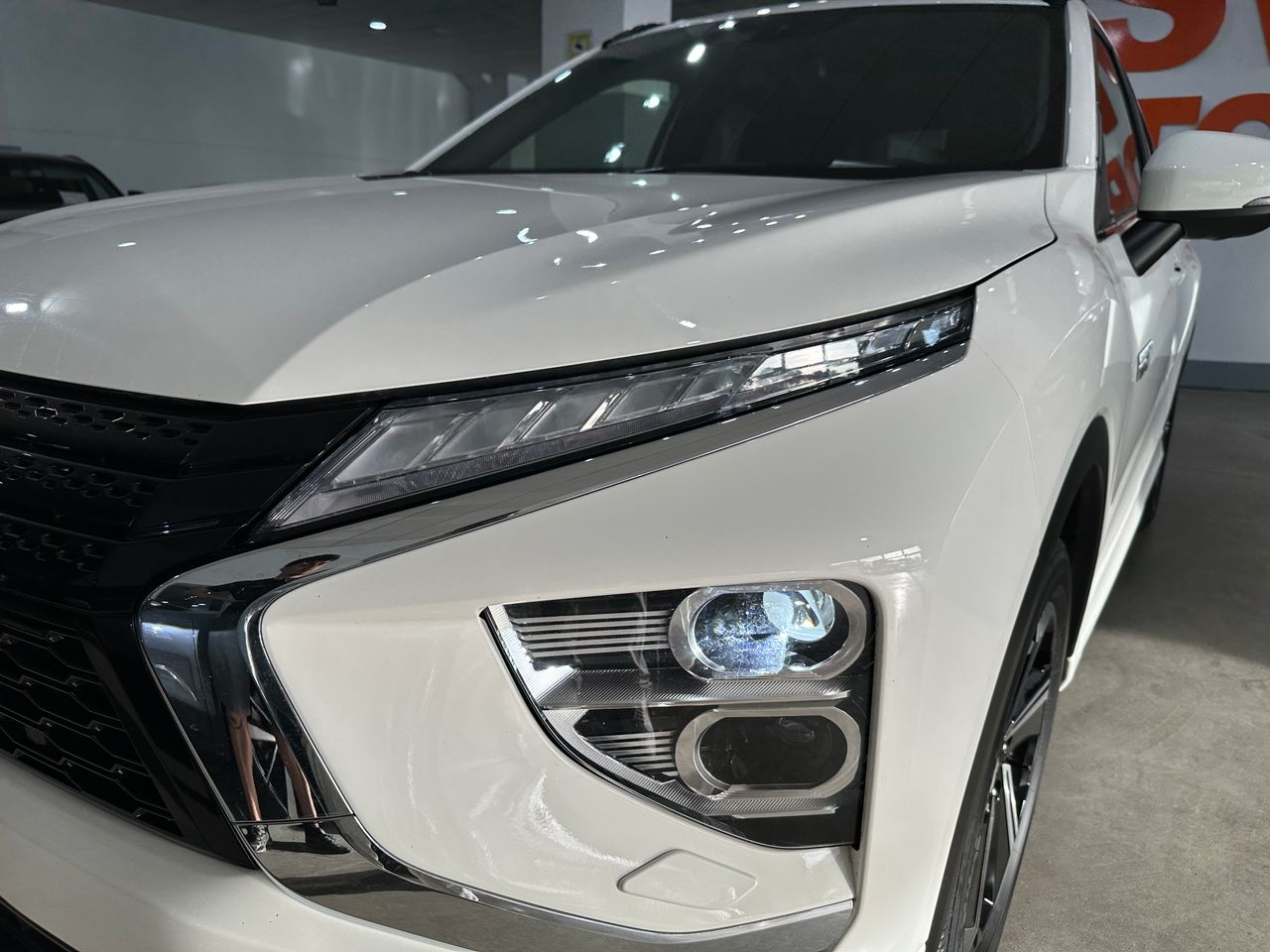 Mitsubishi Eclipse Cross 2.4PHEV 188CV KAITEKI 4WD - Foto 21