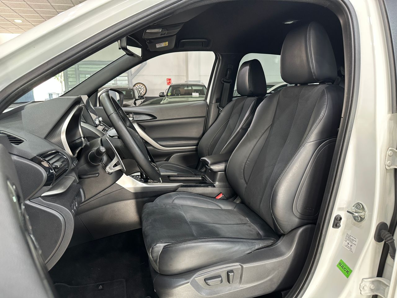 Mitsubishi Eclipse Cross 2.4PHEV 188CV KAITEKI 4WD - Foto 10