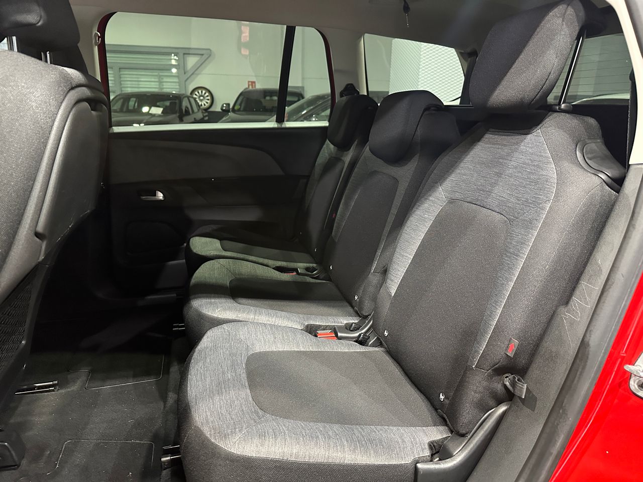 Citroën Grand C4 Spacetourer 1.5BLUEHDI 130CV EAT8 BUSINESS - Foto 8