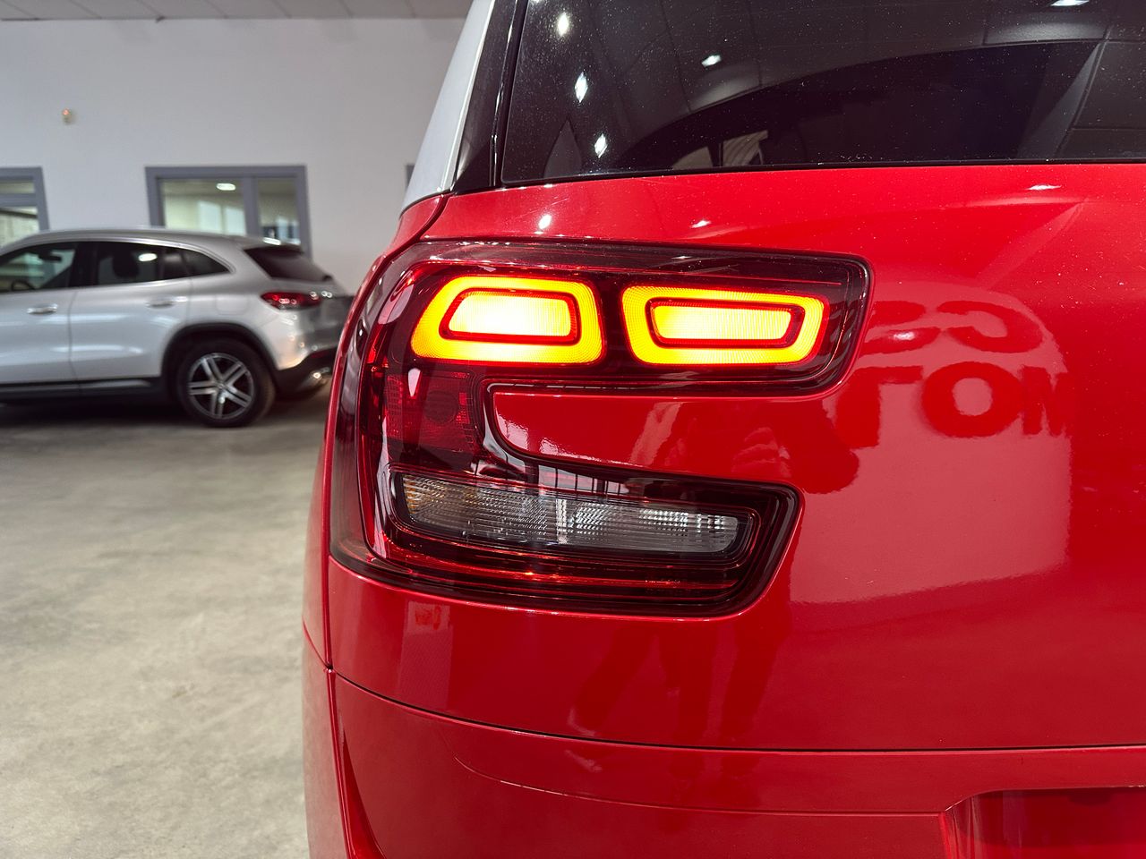 Citroën Grand C4 Spacetourer 1.5BLUEHDI 130CV EAT8 BUSINESS - Foto 21