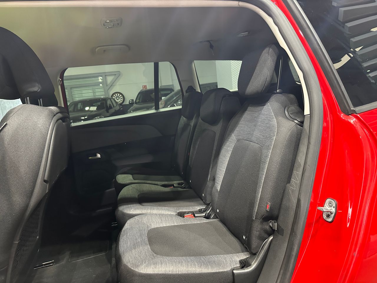 Citroën Grand C4 Spacetourer 1.5BLUEHDI 130CV EAT8 BUSINESS - Foto 6