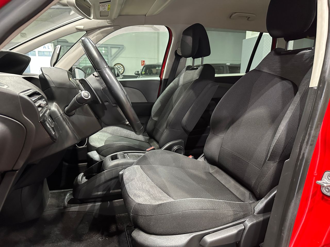 Citroën Grand C4 Spacetourer 1.5BLUEHDI 130CV EAT8 BUSINESS - Foto 7