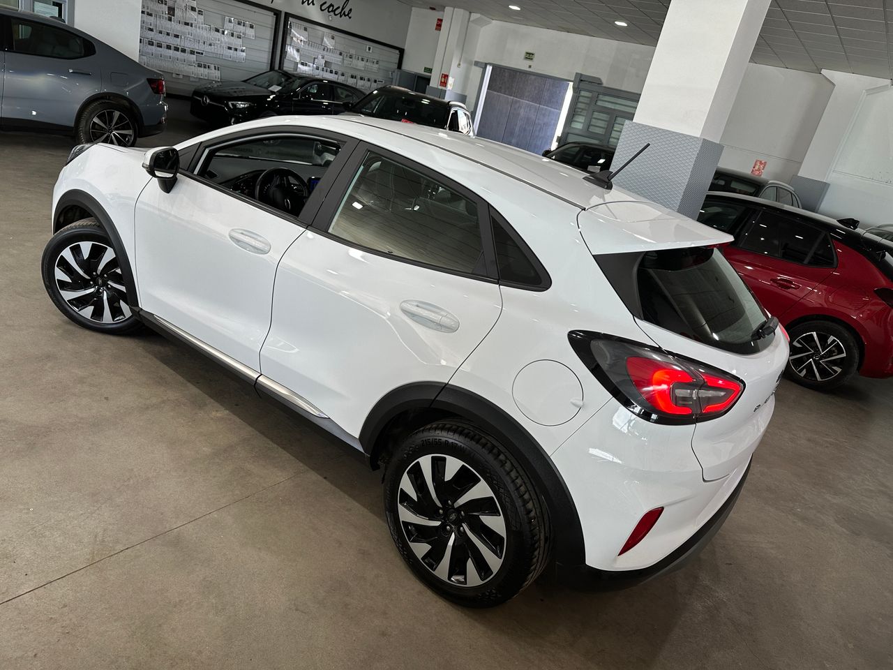 Ford Puma 1.0FLEXIFUEL 125CV TITANIUM - Foto 6