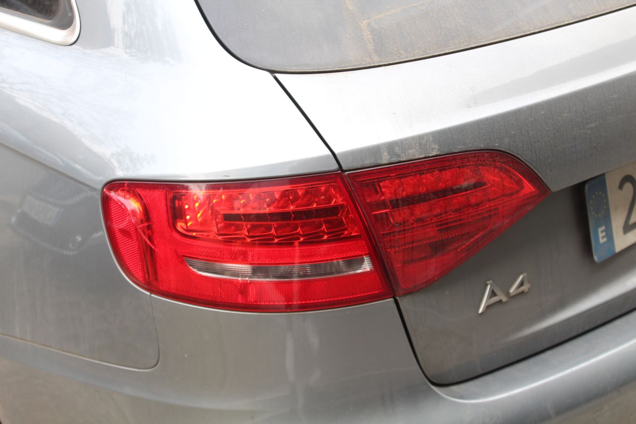 Audi A4 2,0 TDi DPF 136 cv - Foto 27