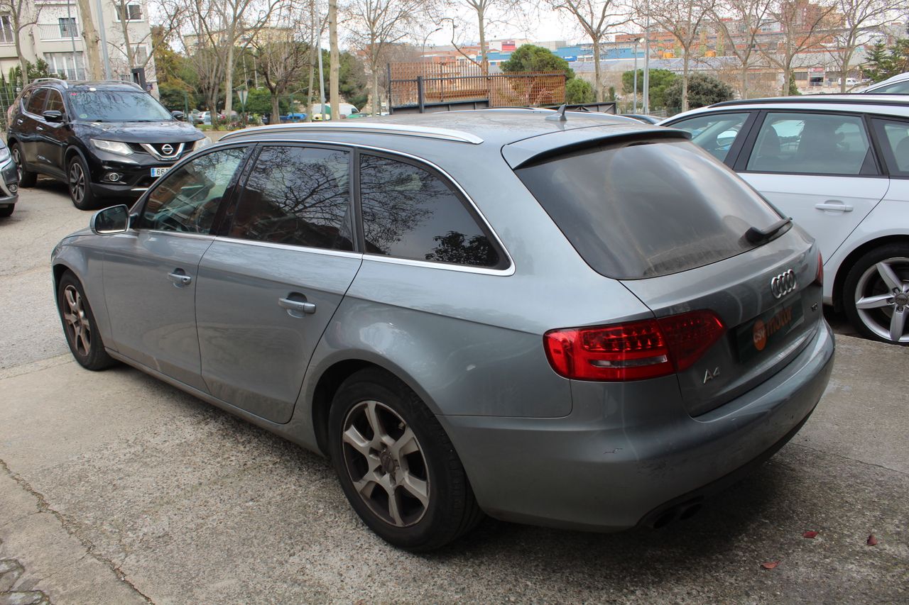 Audi A4 2,0 TDi DPF 136 cv - Foto 6