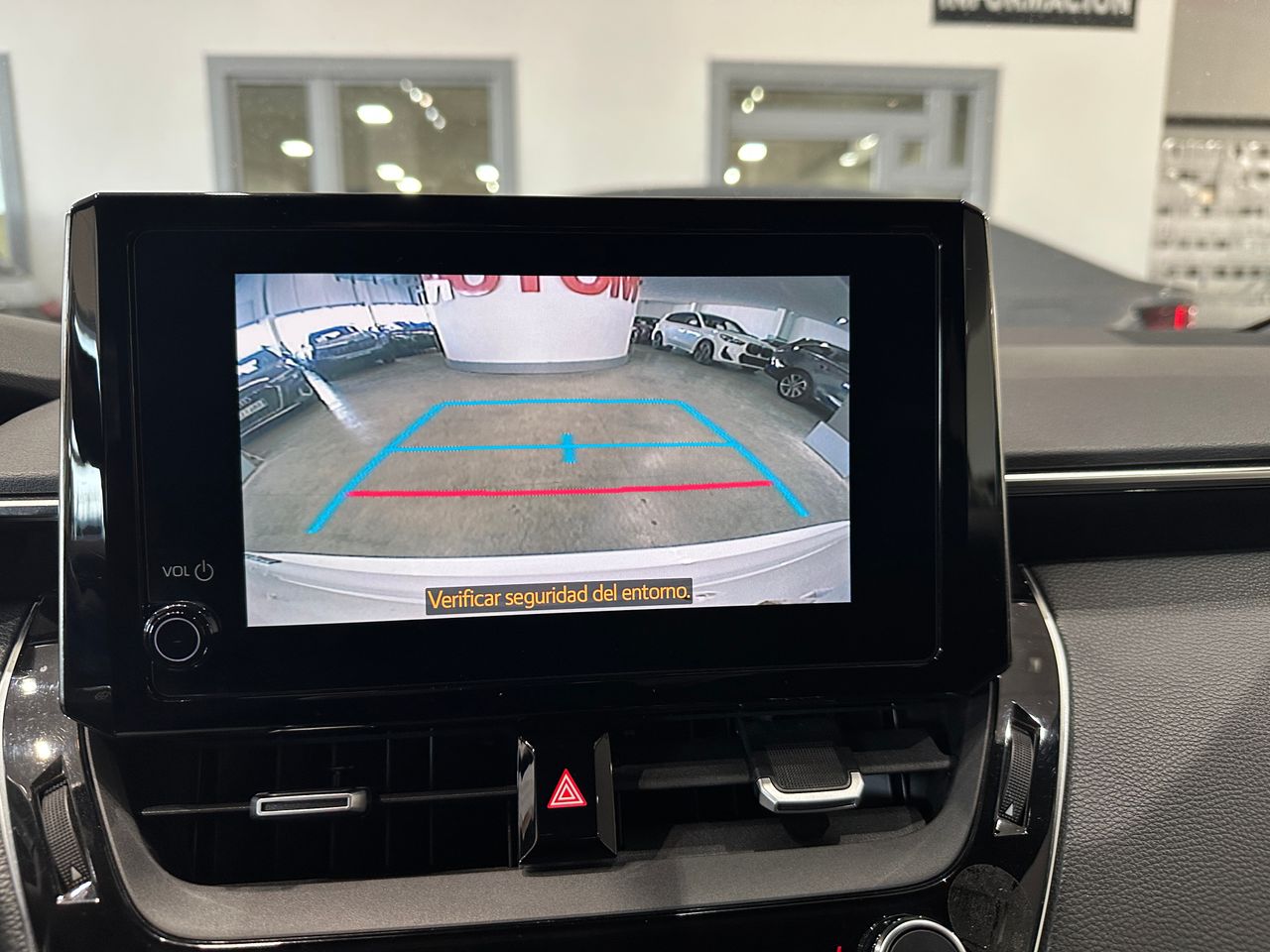 Suzuki Swace 1.8HEV 140CV GLE FAMILIAR - Foto 18