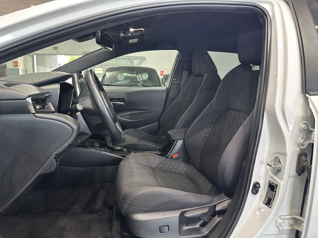 Suzuki Swace 1.8HEV 140CV GLE FAMILIAR - Foto 10