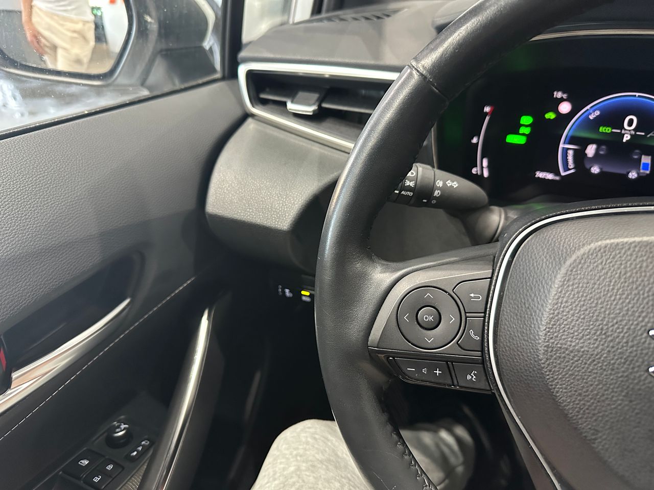 Suzuki Swace 1.8HEV 140CV GLE FAMILIAR - Foto 16