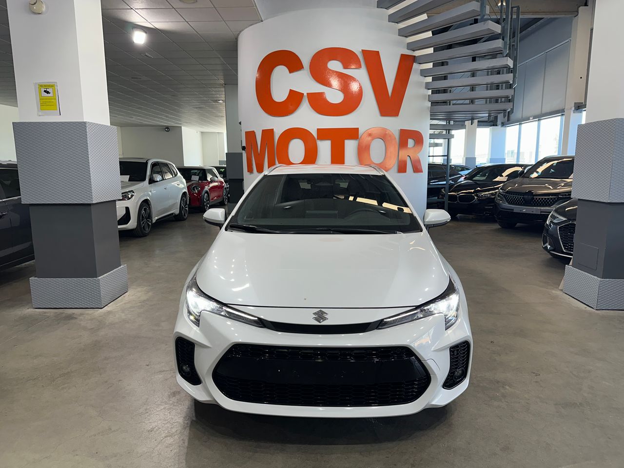 Suzuki Swace 1.8HEV 140CV GLE FAMILIAR - Foto 4