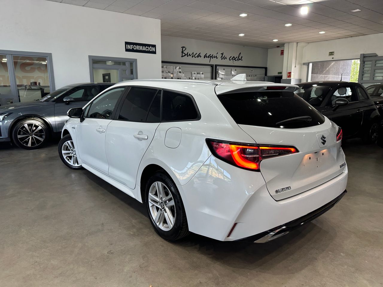 Suzuki Swace 1.8HEV 140CV GLE FAMILIAR - Foto 6