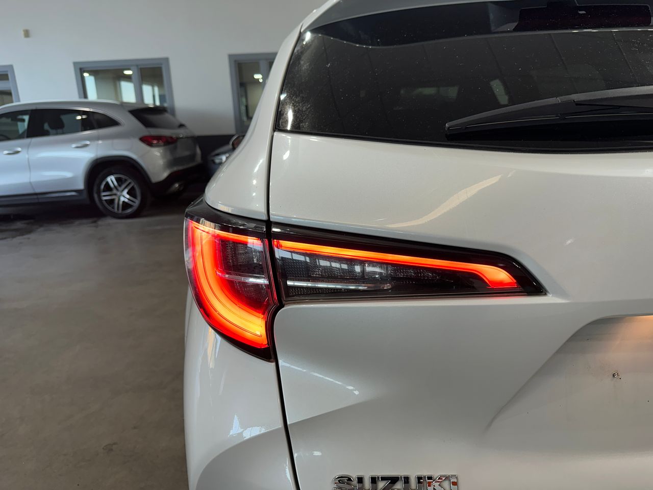 Suzuki Swace 1.8HEV 140CV GLE FAMILIAR - Foto 23