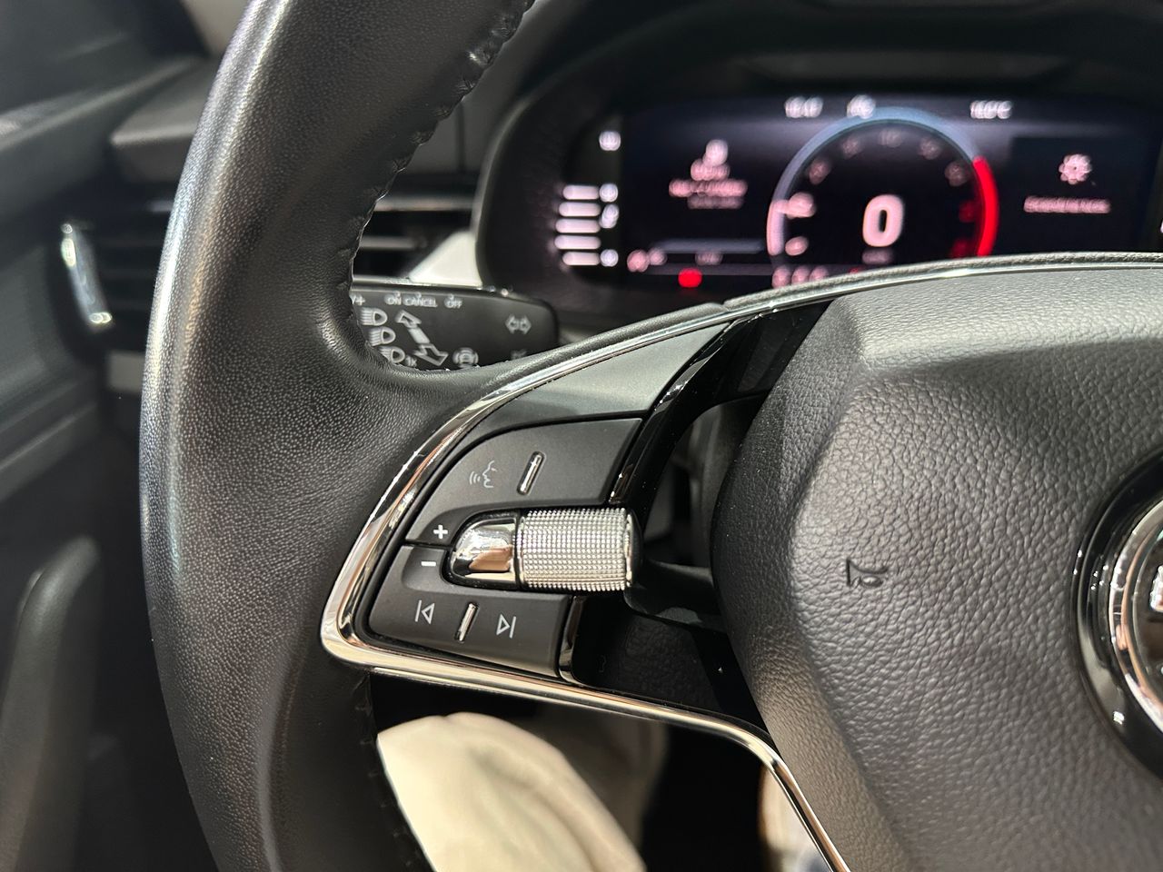 Skoda Kamiq 1.0TSI 110CV SELECTION - Foto 16