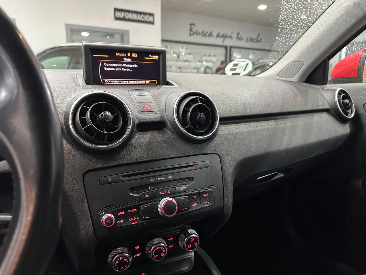 Audi A1 1,6 TDI 3P 90CV - Foto 19