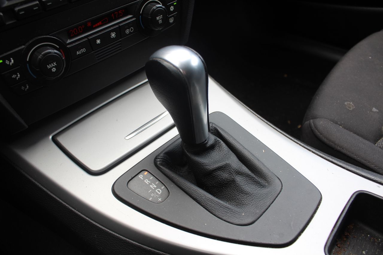 BMW Serie 3 320D TOURING AUTO 163CV - Foto 15