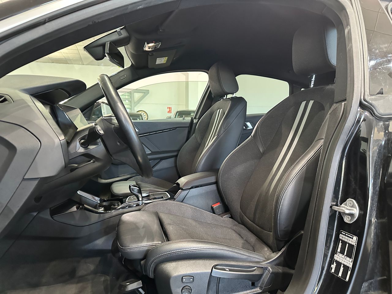 BMW Serie 2 GRAN COUPE	220D 190CV AUTO BUSINESS DESIGN - Foto 11