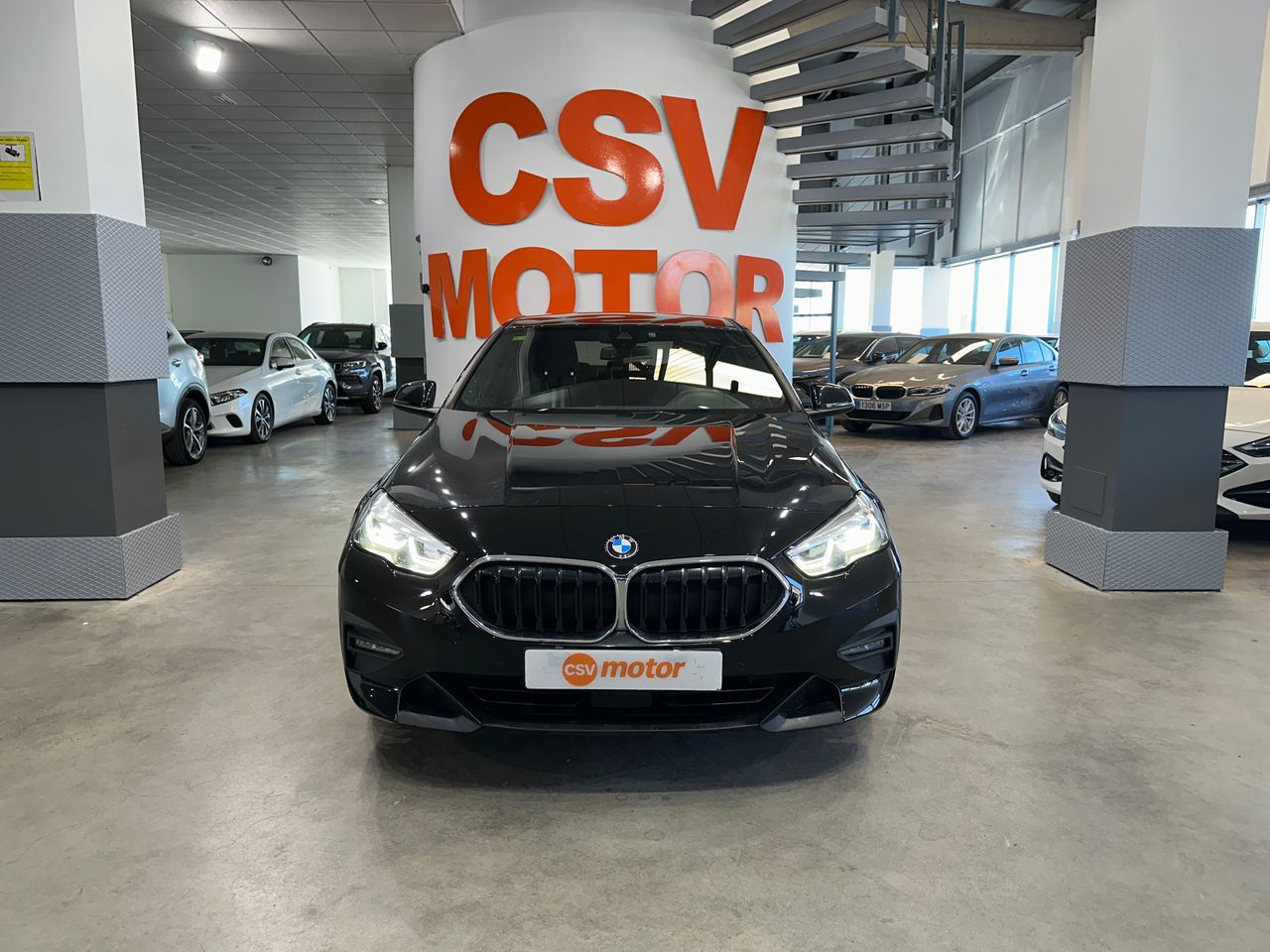 BMW Serie 2 GRAN COUPE	220D 190CV AUTO BUSINESS DESIGN - Foto 4