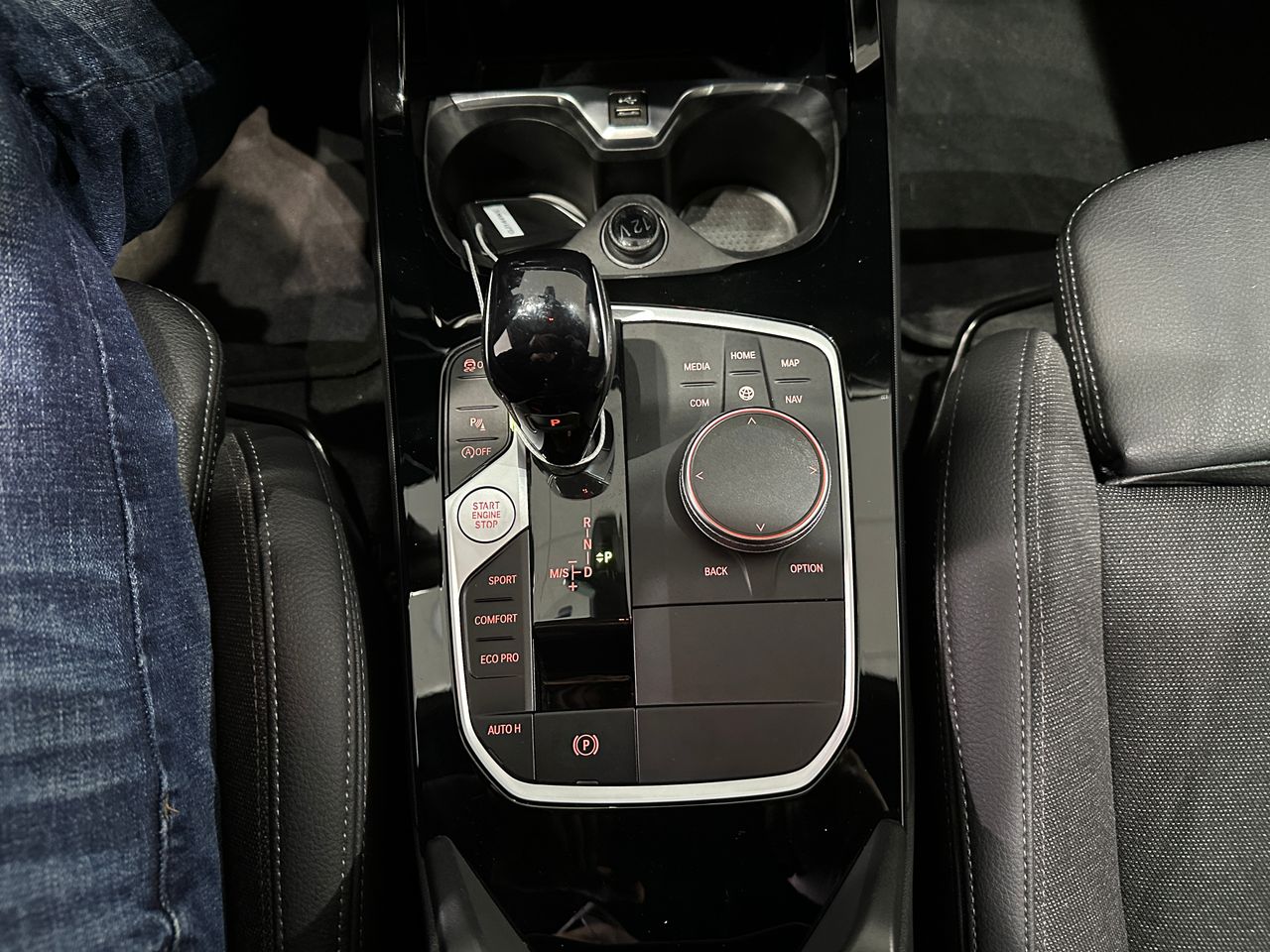 BMW Serie 2 GRAN COUPE	220D 190CV AUTO BUSINESS DESIGN - Foto 24