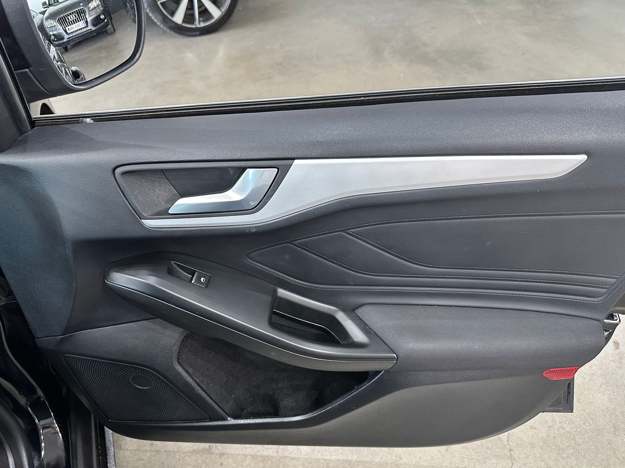 Ford Focus 1.0ECOBOOST 125CV TREND+ AUTO - Foto 23