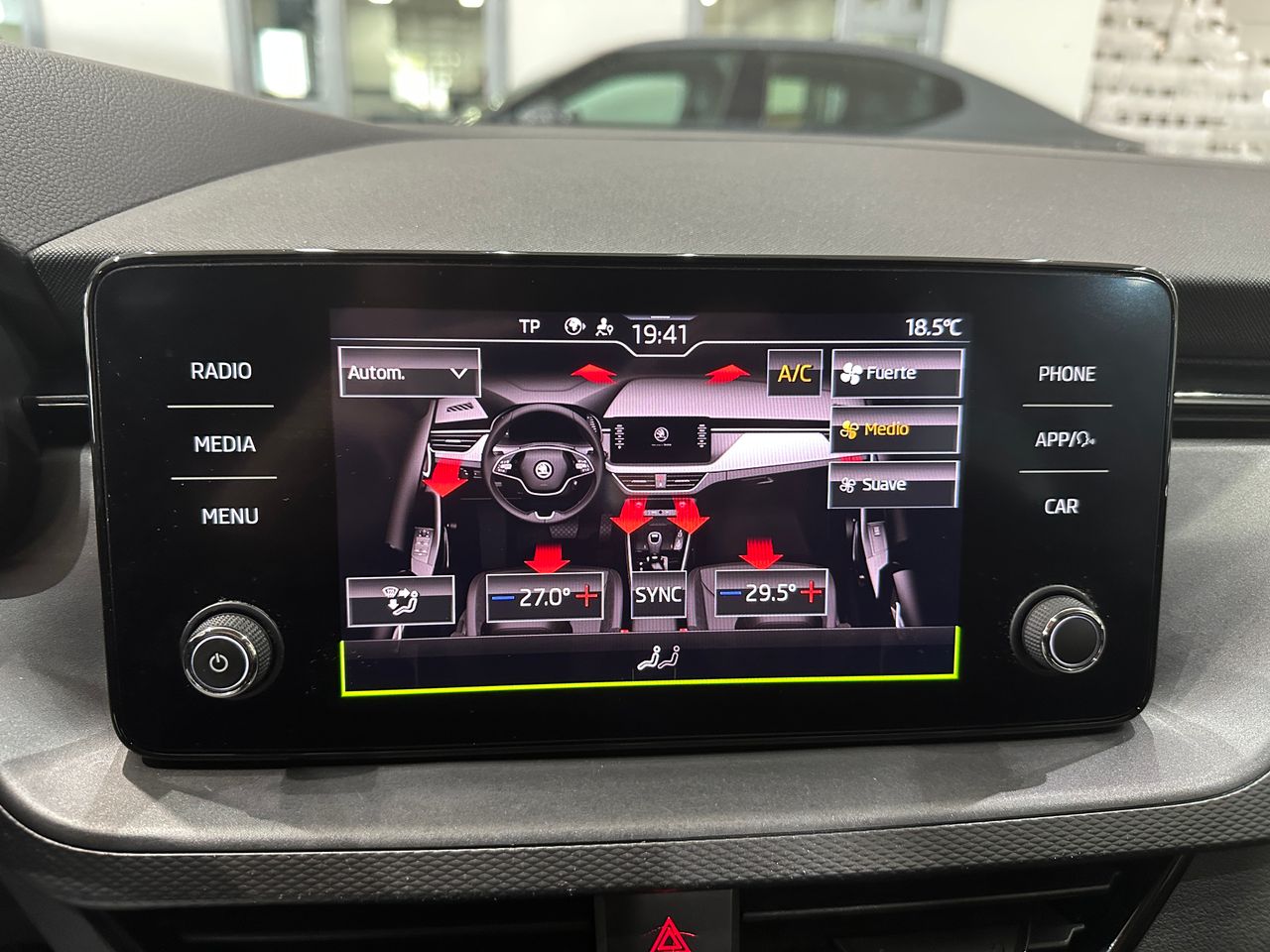 Skoda Kamiq 1.0TSI 110CV AMBITION DSG - Foto 21