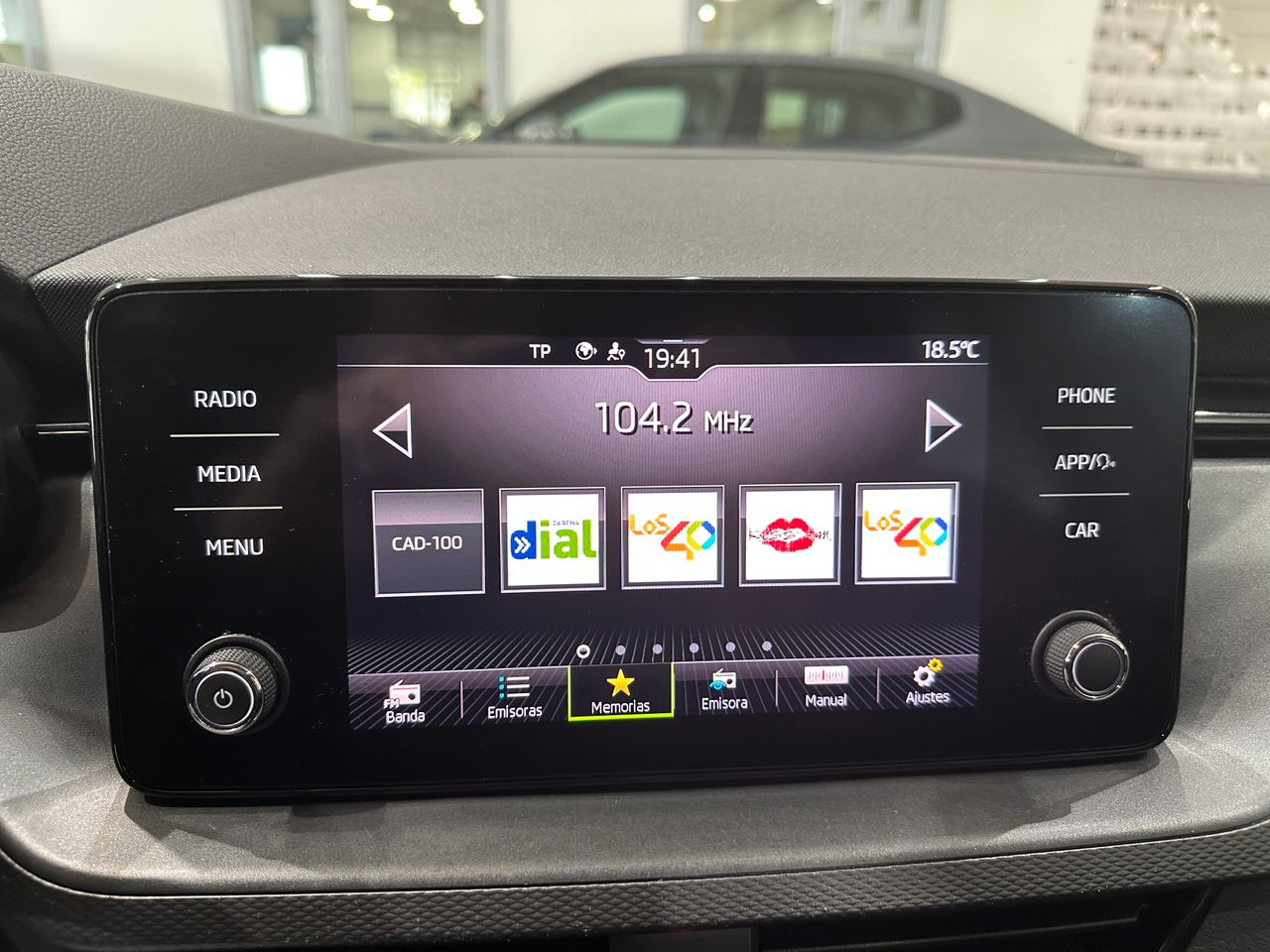 Skoda Kamiq 1.0TSI 110CV AMBITION DSG - Foto 23