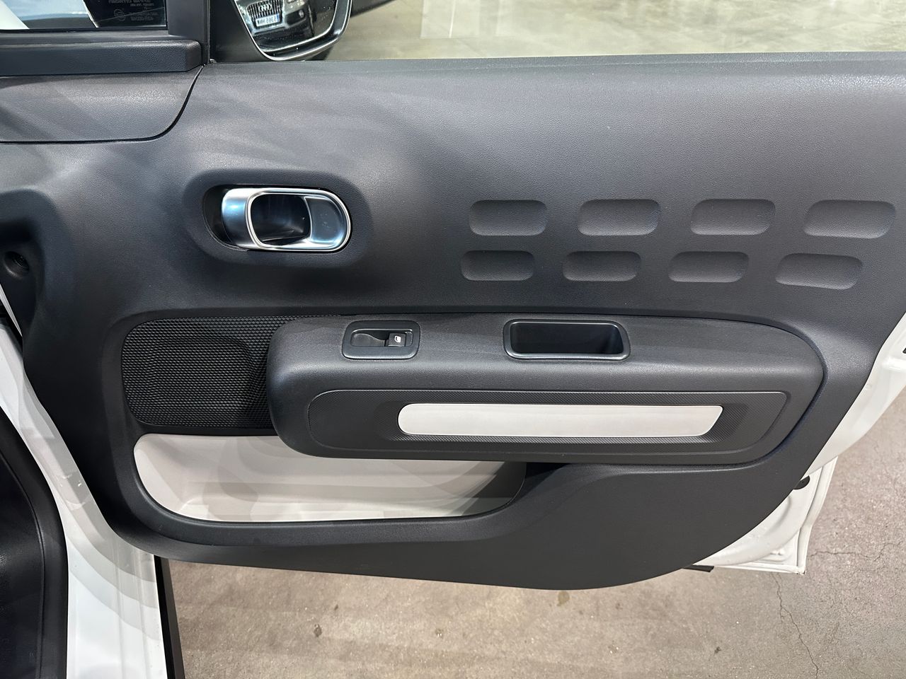 Citroën C3 BlueHDi 100 S&S Live Pack - Foto 22