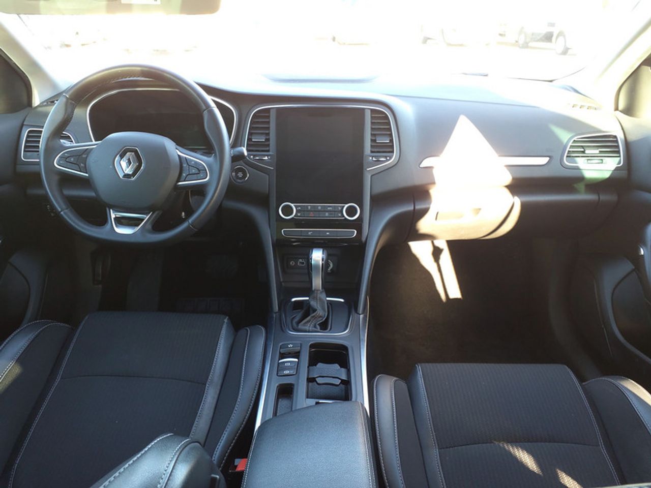 Renault Megane 1.3TCE 140CV TECHNO FAMILIAR EDC - Foto 5
