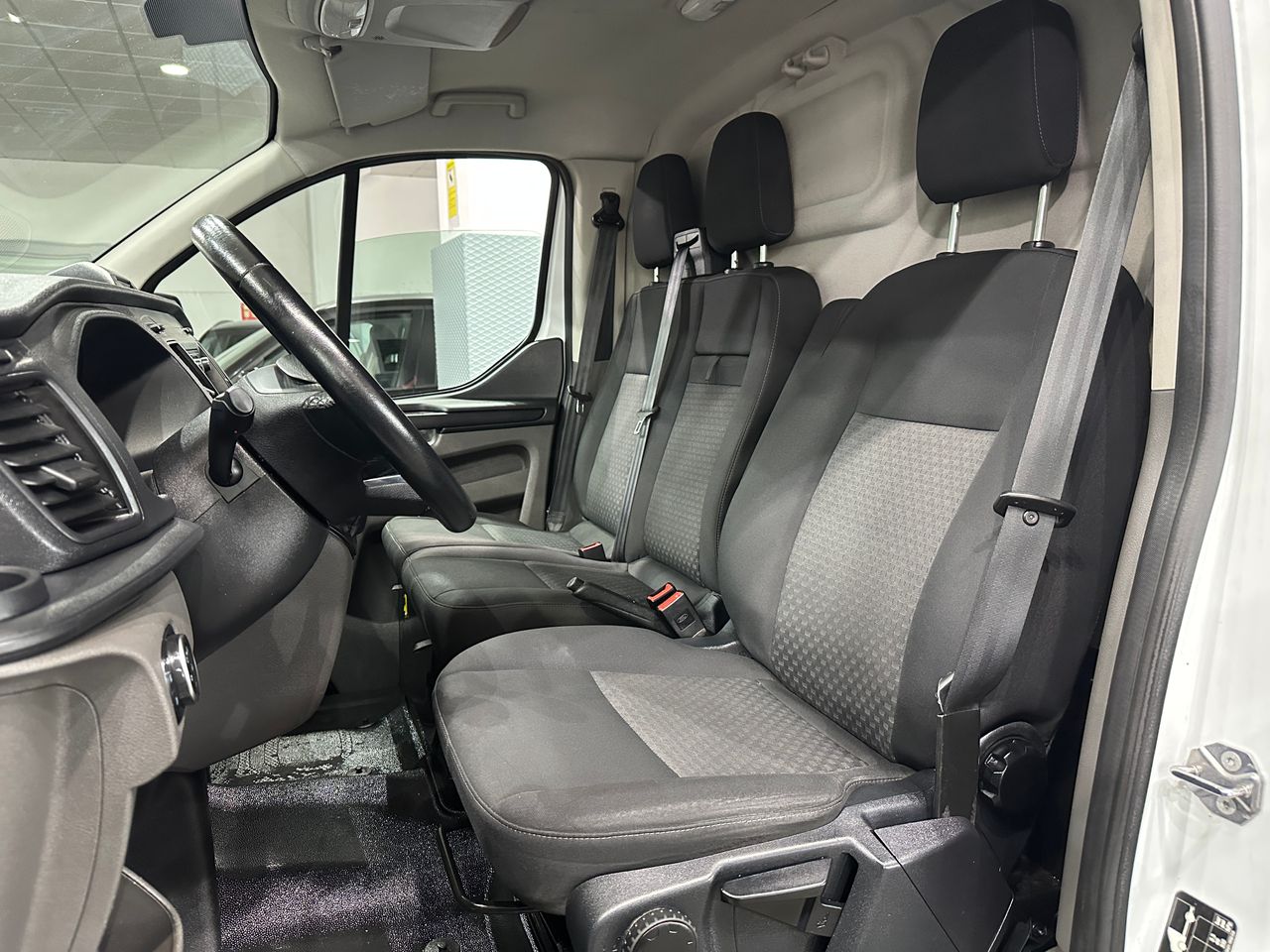 Ford Transit Custom 2.0 ECOBLUE 130CV L1H1 TREND - Foto 6
