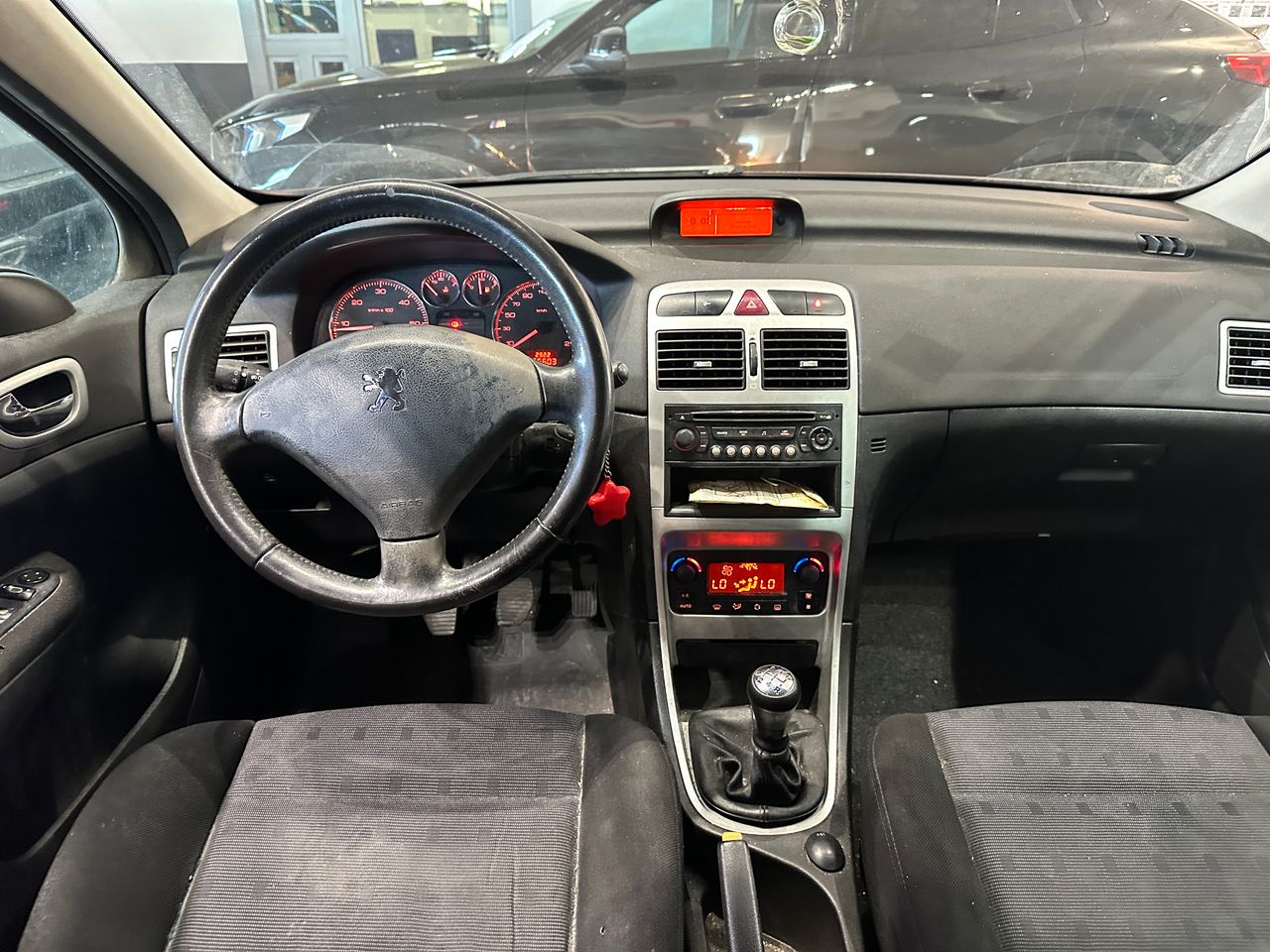 Peugeot 307 SW Pack 1.6 HDI 90 - Foto 13