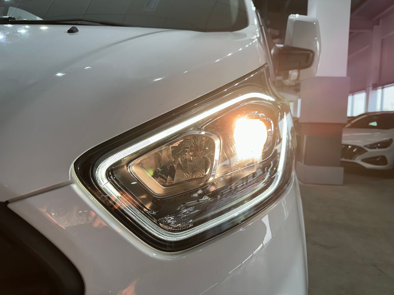 Ford Transit Custom 2.0TDCI 130CV TREND - Foto 27