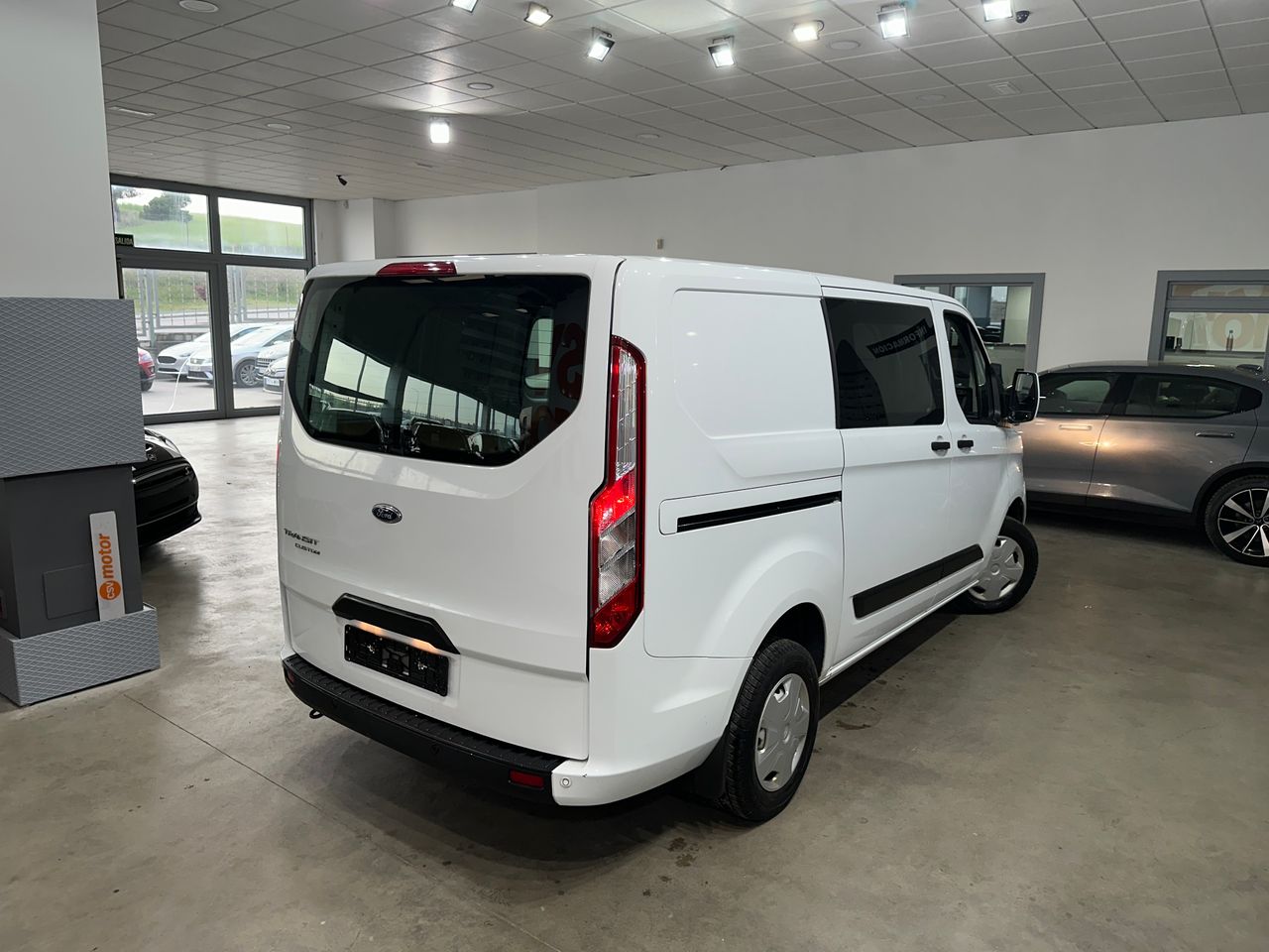 Ford Transit Custom 2.0TDCI 130CV TREND - Foto 10