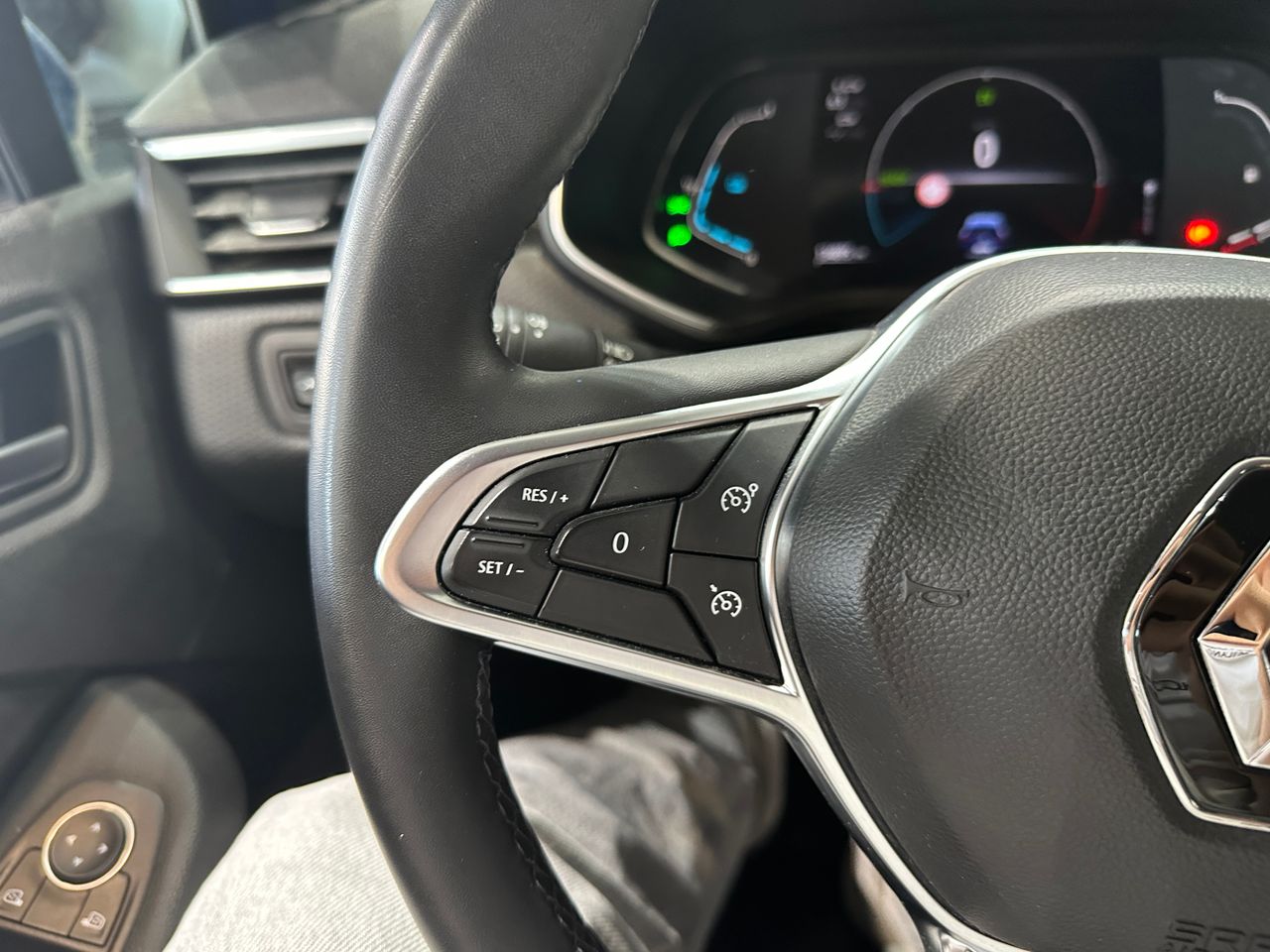 Renault Clio 1.6E-TECH 140CV BUSINESS AUTO - Foto 15