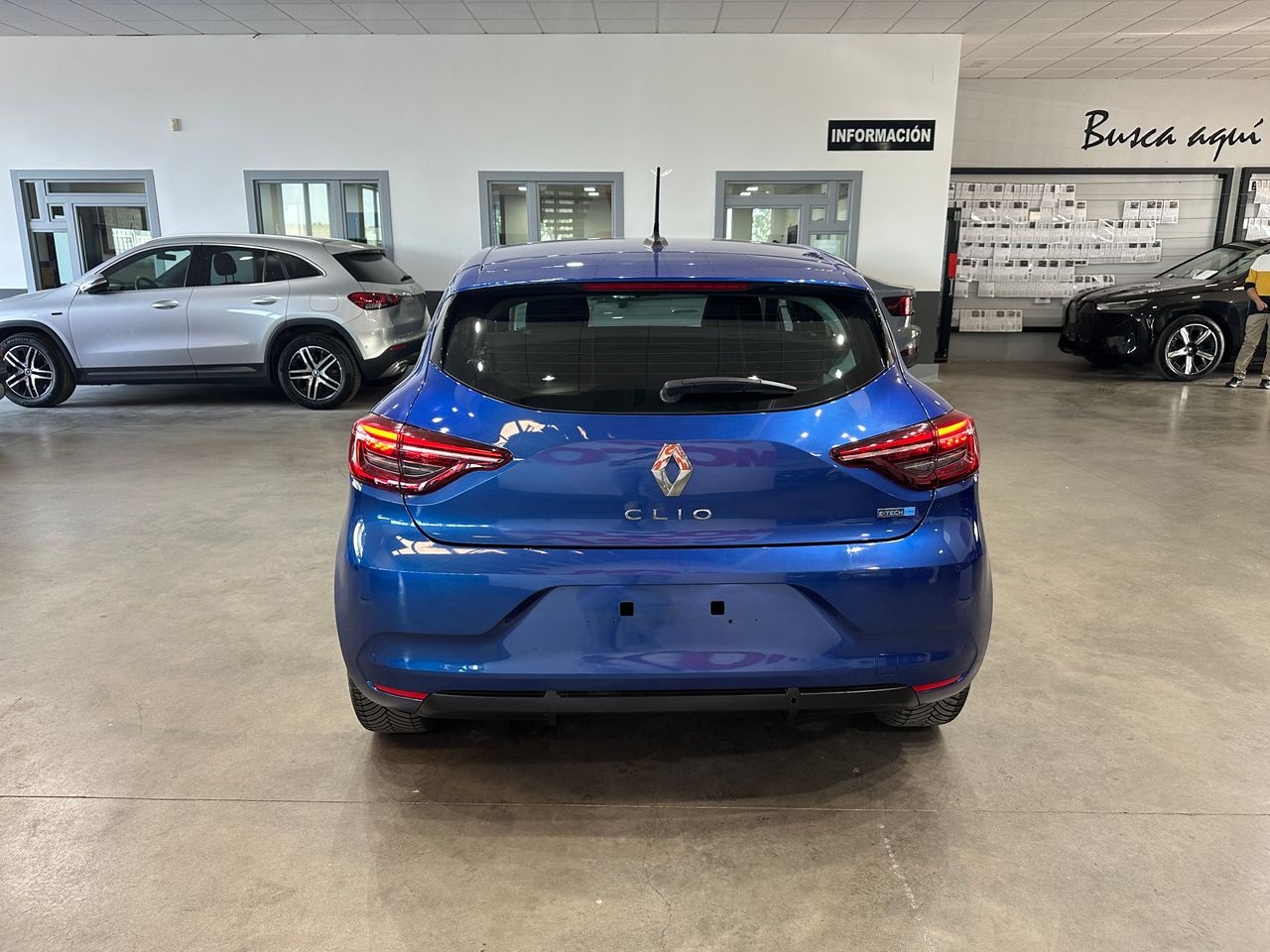 Renault Clio 1.6E-TECH 140CV BUSINESS AUTO - Foto 7