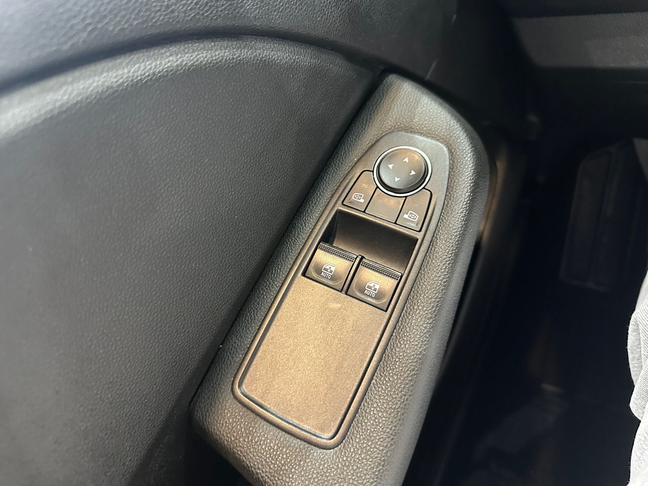 Renault Clio 1.6E-TECH 140CV BUSINESS AUTO - Foto 20