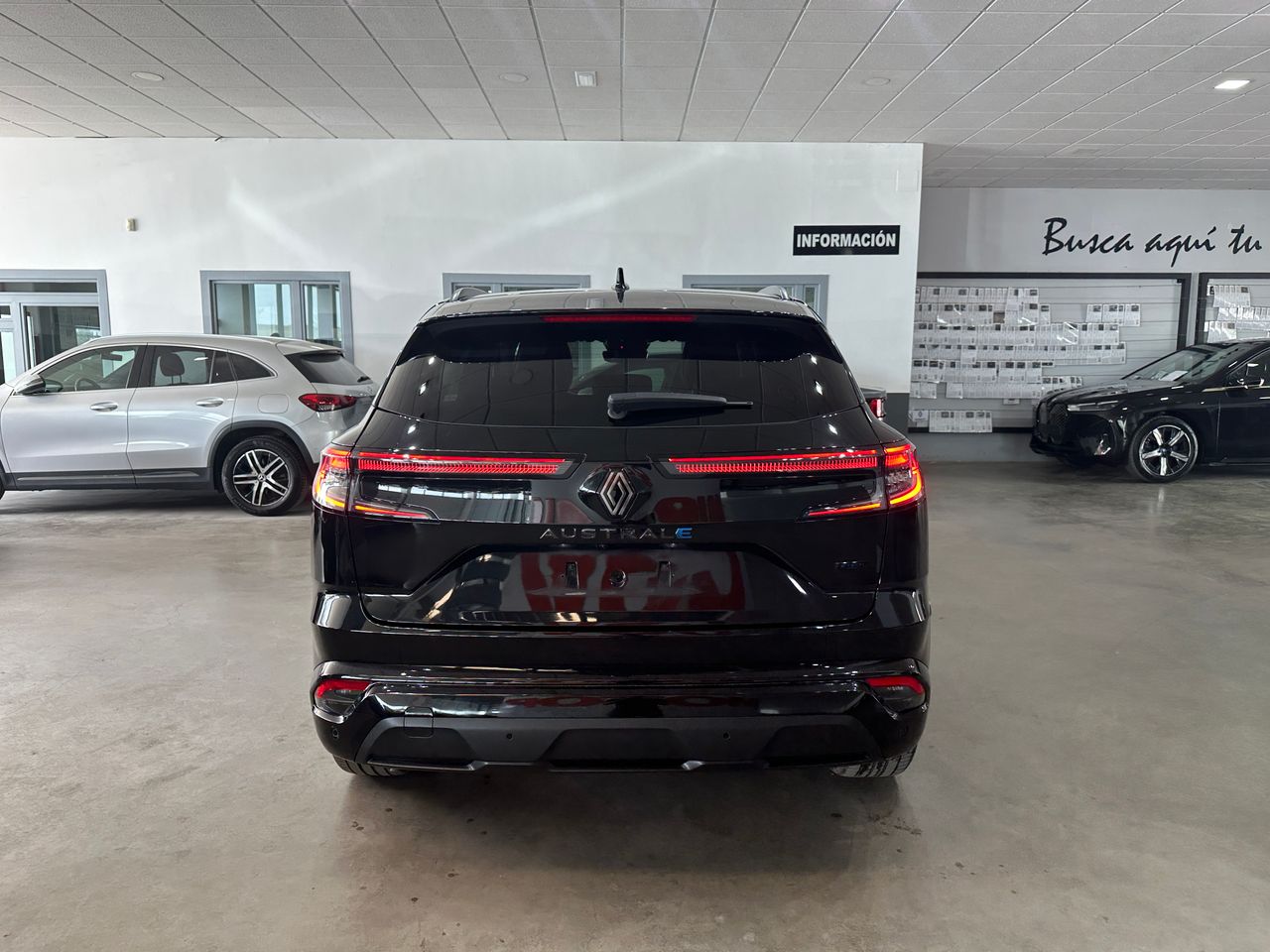 Renault Austral 1.2E-TECH 200CV ICONIC ESPIRIT ALPINE - Foto 8