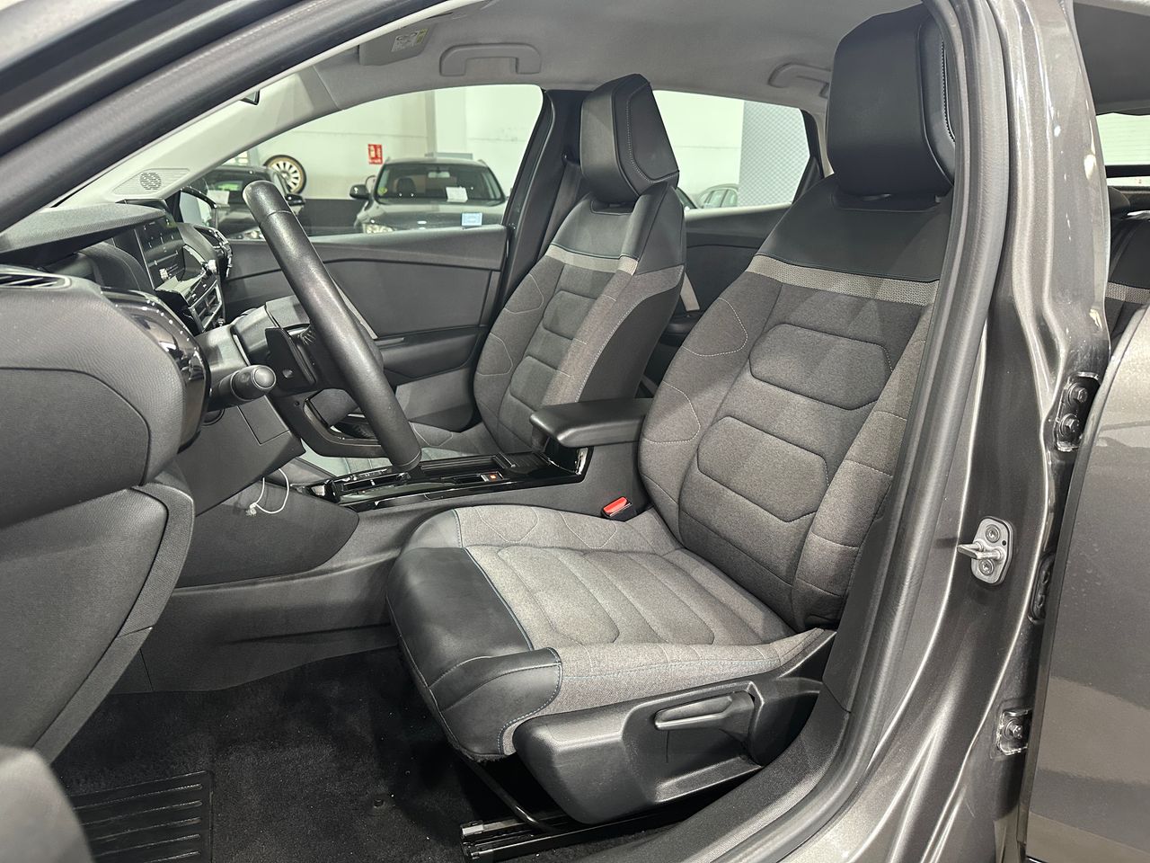 Citroën C4 BlueHDi 130 EAT8 Feel Pack - Foto 10