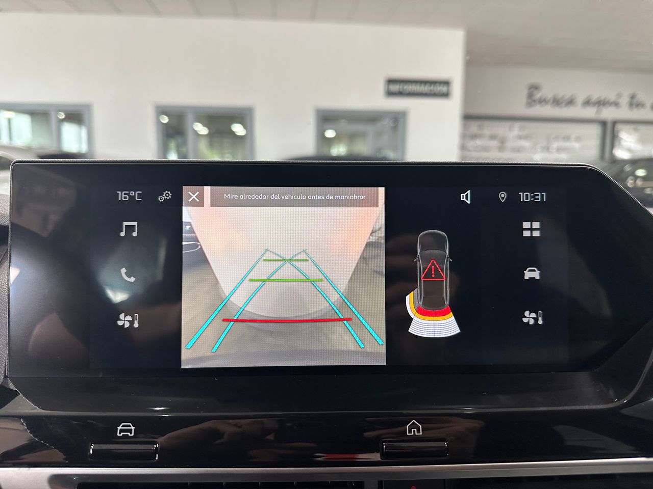 Citroën C4 BlueHDi 130 EAT8 Feel Pack - Foto 18