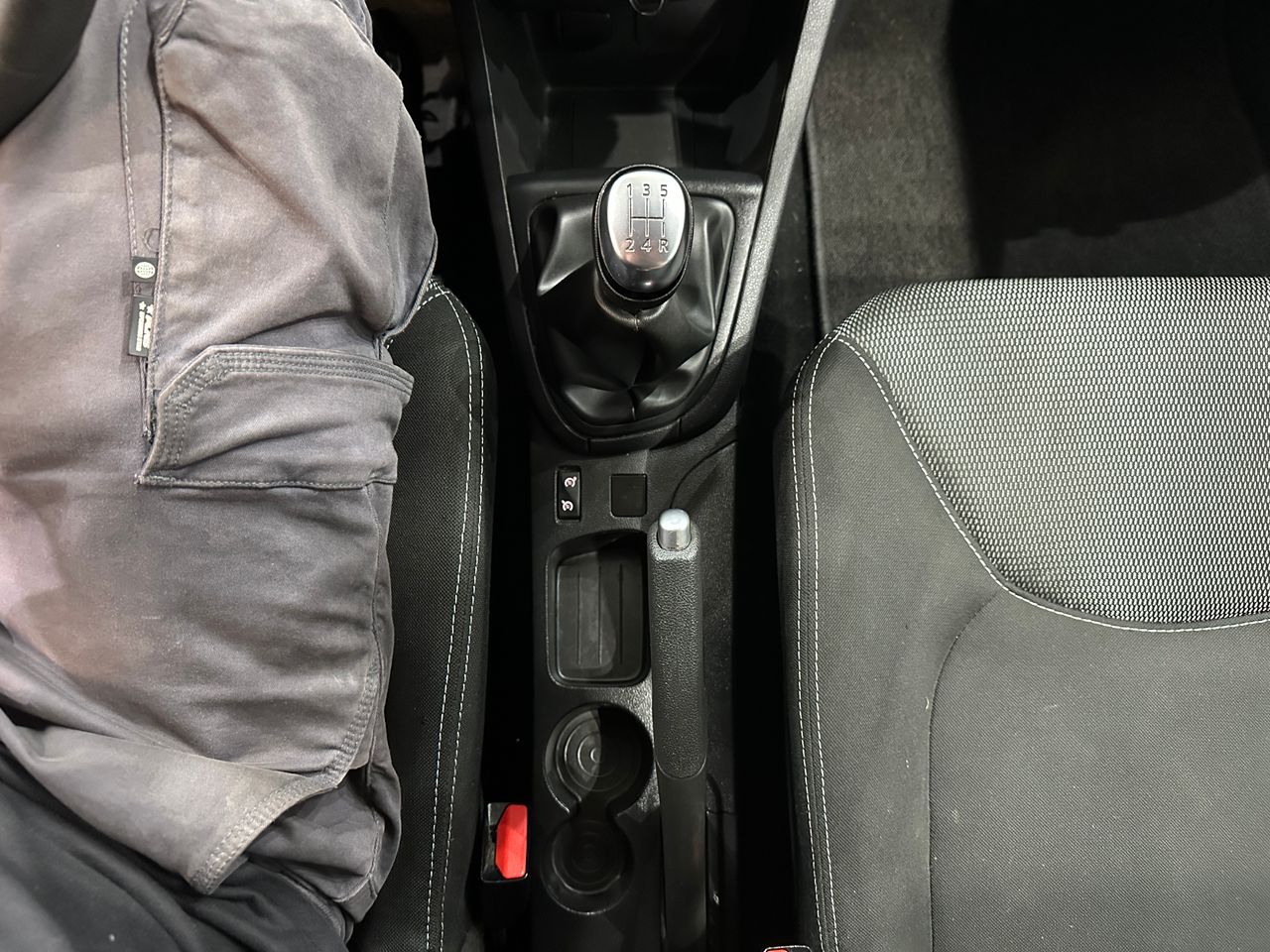 Renault Clio Business TCe 74 kW (100 CV) GLP - Foto 19