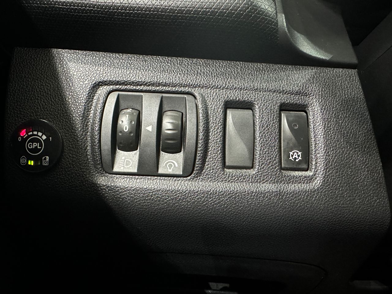 Renault Clio Business TCe 74 kW (100 CV) GLP - Foto 16