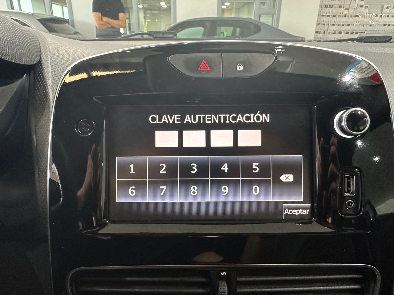 Renault Clio Business TCe 74 kW (100 CV) GLP - Foto 17