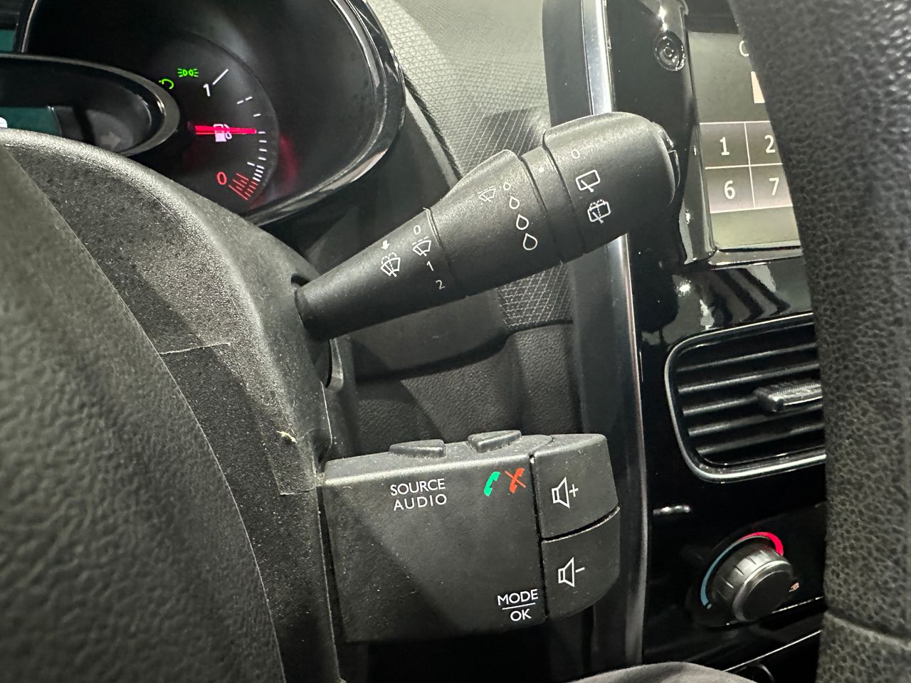 Renault Clio Business TCe 74 kW (100 CV) GLP - Foto 14