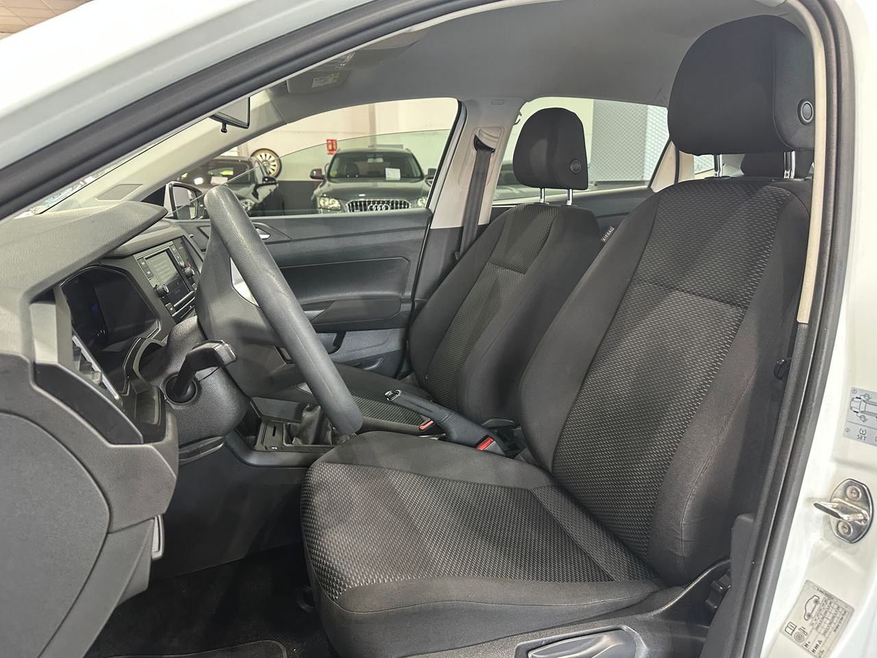 Volkswagen Polo Advance 1.0 TSI 70 kW (95 CV) - Foto 8