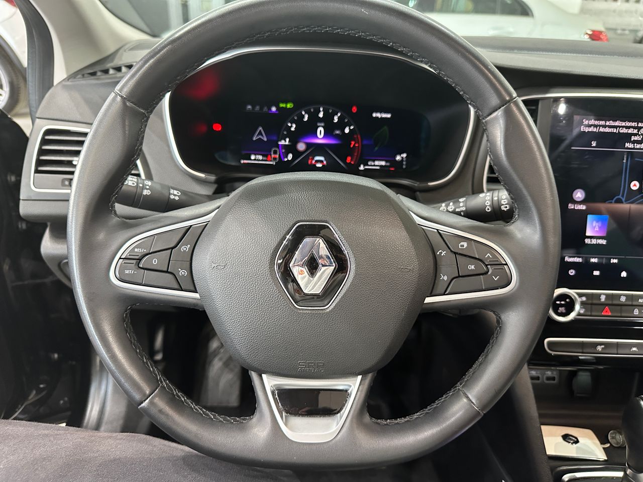 Renault Megane 1.3TCE 140CV TECHNO FAMILIAR EDC - Foto 13
