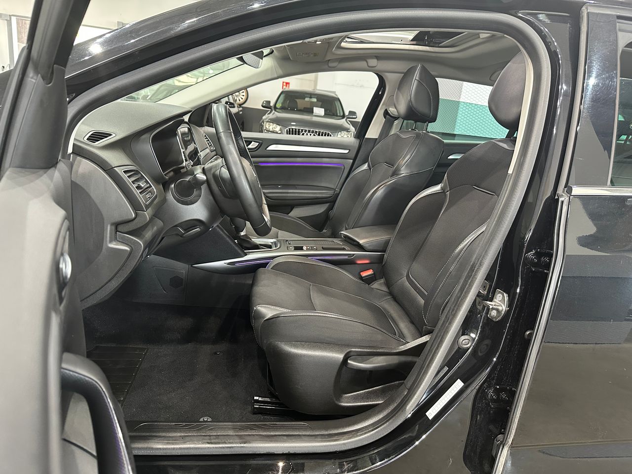 Renault Megane 1.3TCE 140CV TECHNO FAMILIAR EDC - Foto 10