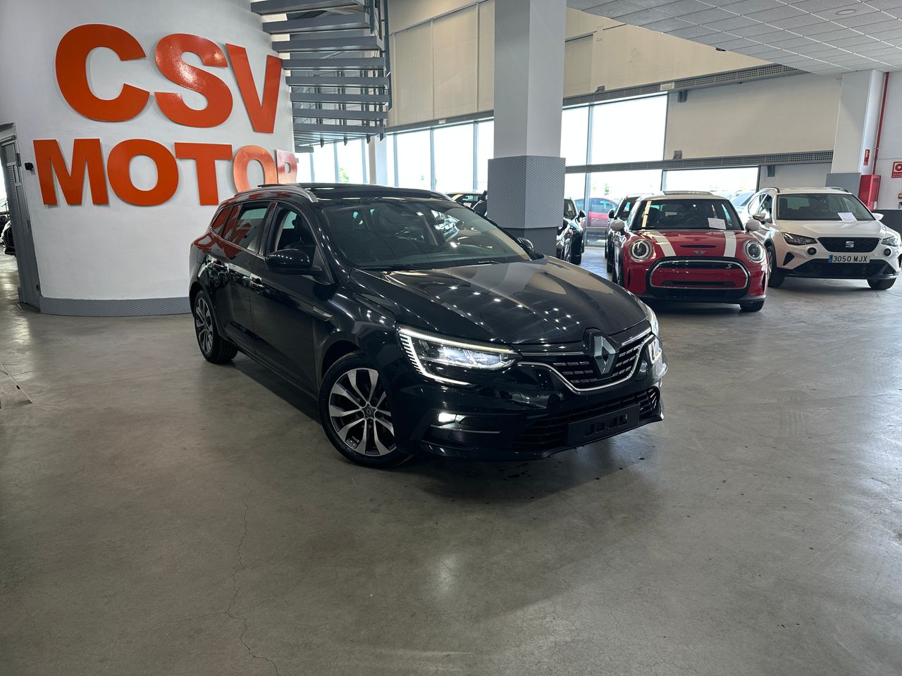 Renault Megane 1.3TCE 140CV TECHNO FAMILIAR EDC - Foto 5