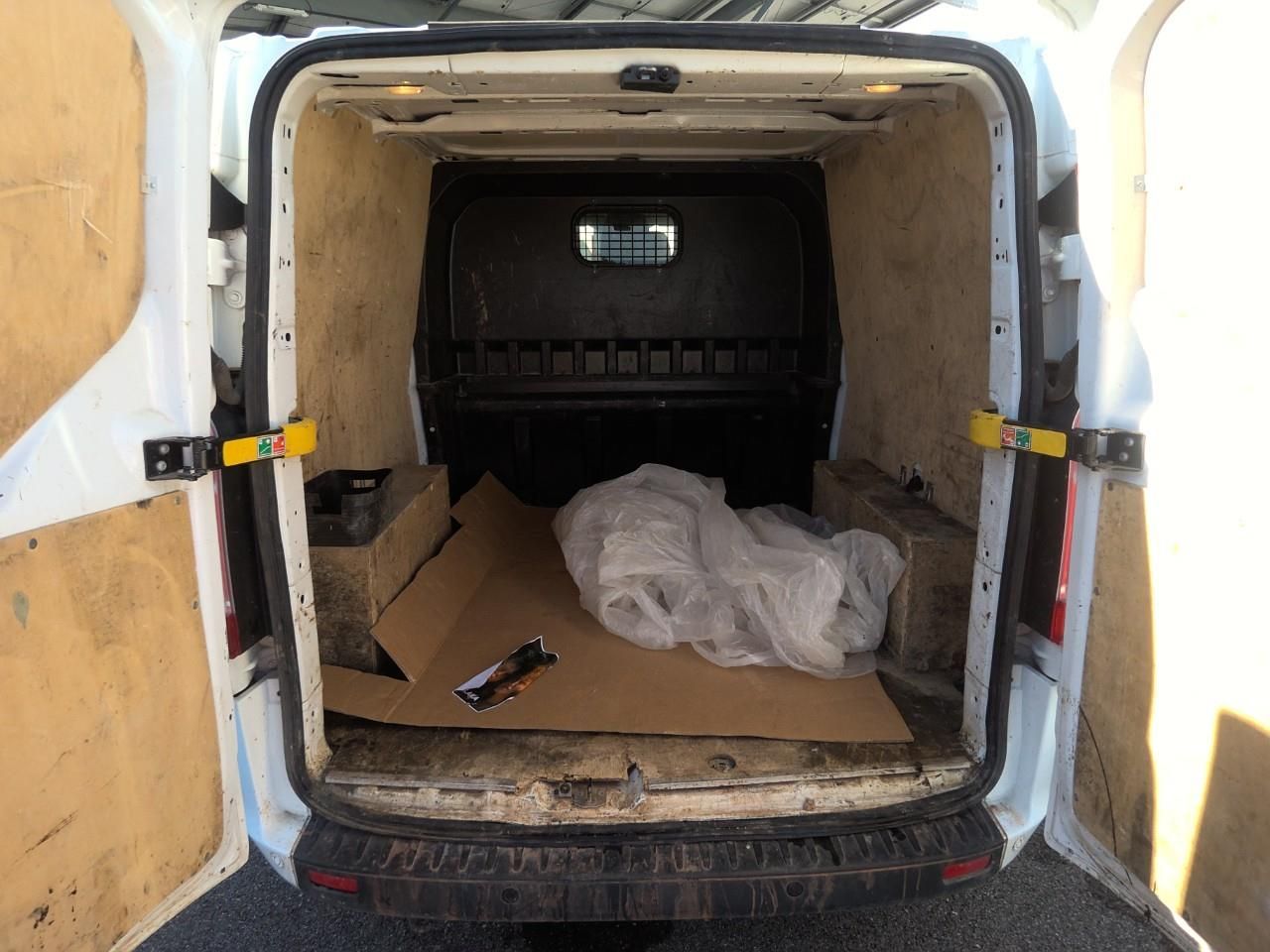 Ford Transit Custom 2.0 ECOBLUE 130CV L2H1 BUSINESS - Foto 6